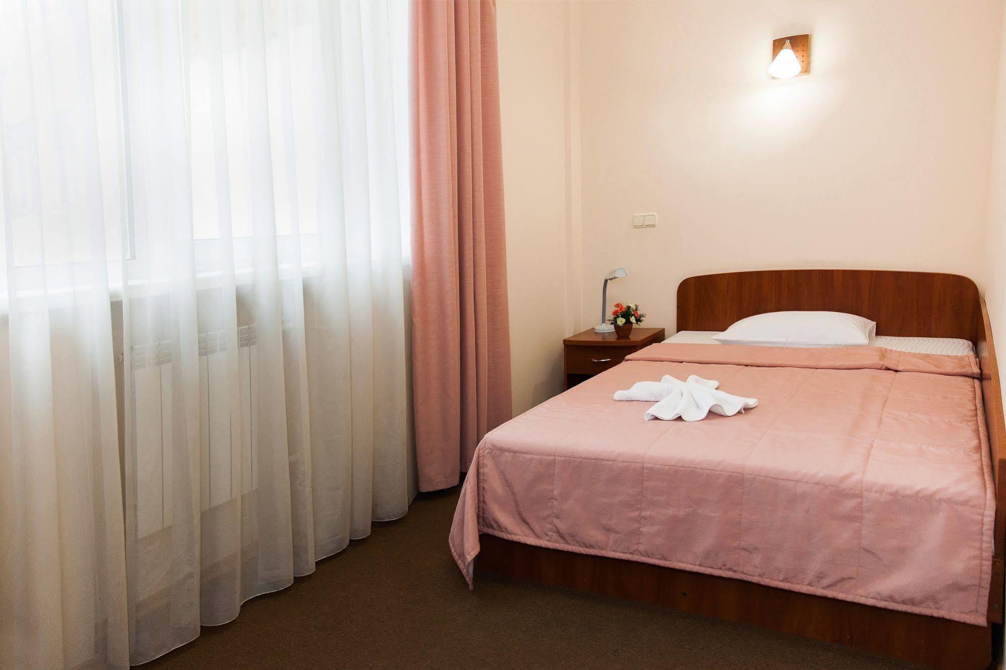 U Fontana Hotel Minsk Exteriér fotografie